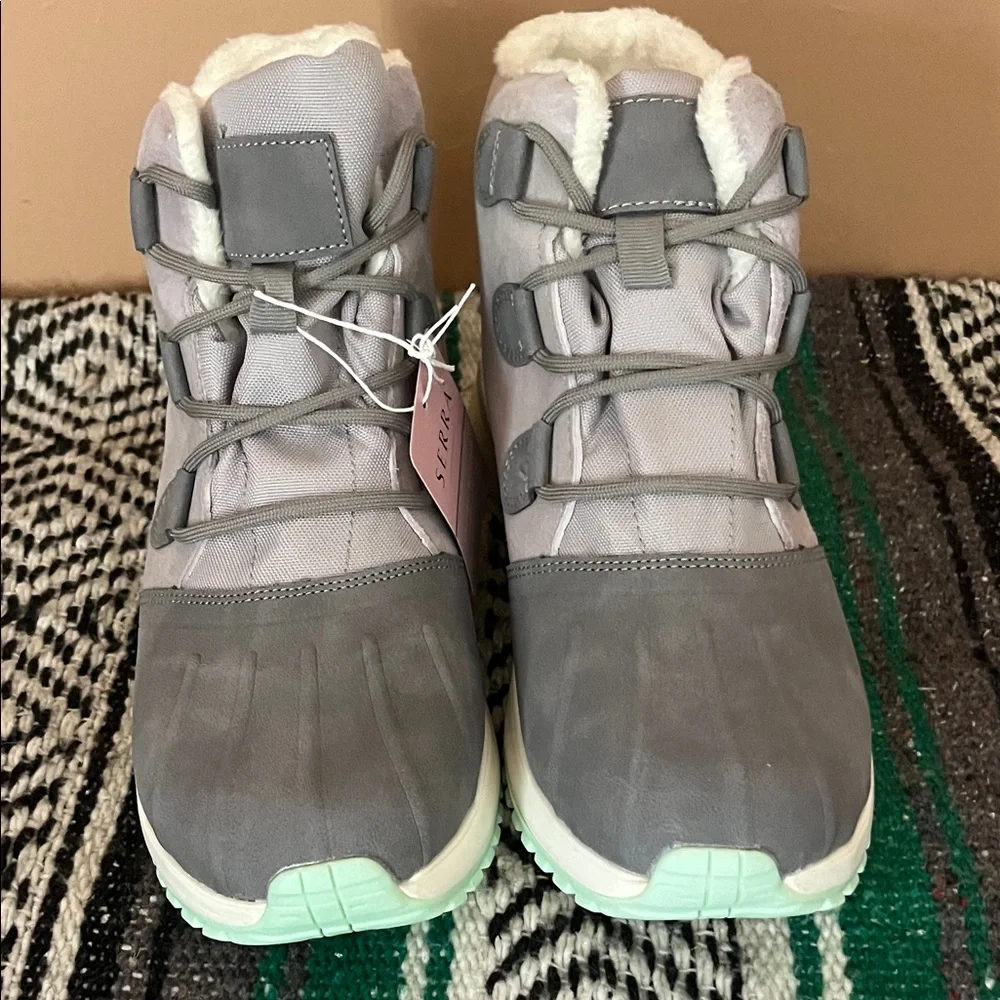 Serra Ladies Winter Boots - Gray and Cream
